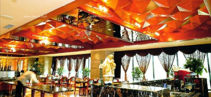 现代风格的星级酒店室内木制装饰框架线