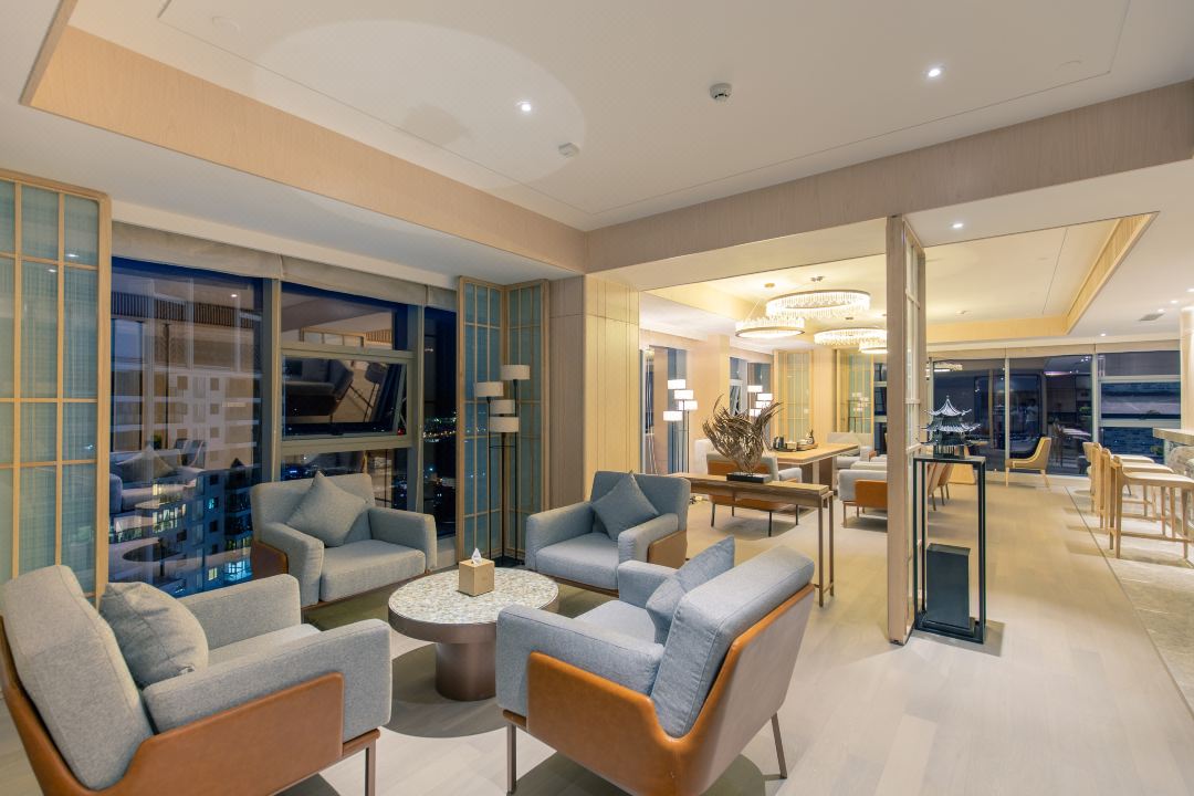 200c15000000yksb7E8E1_W_1080_808_R5_D